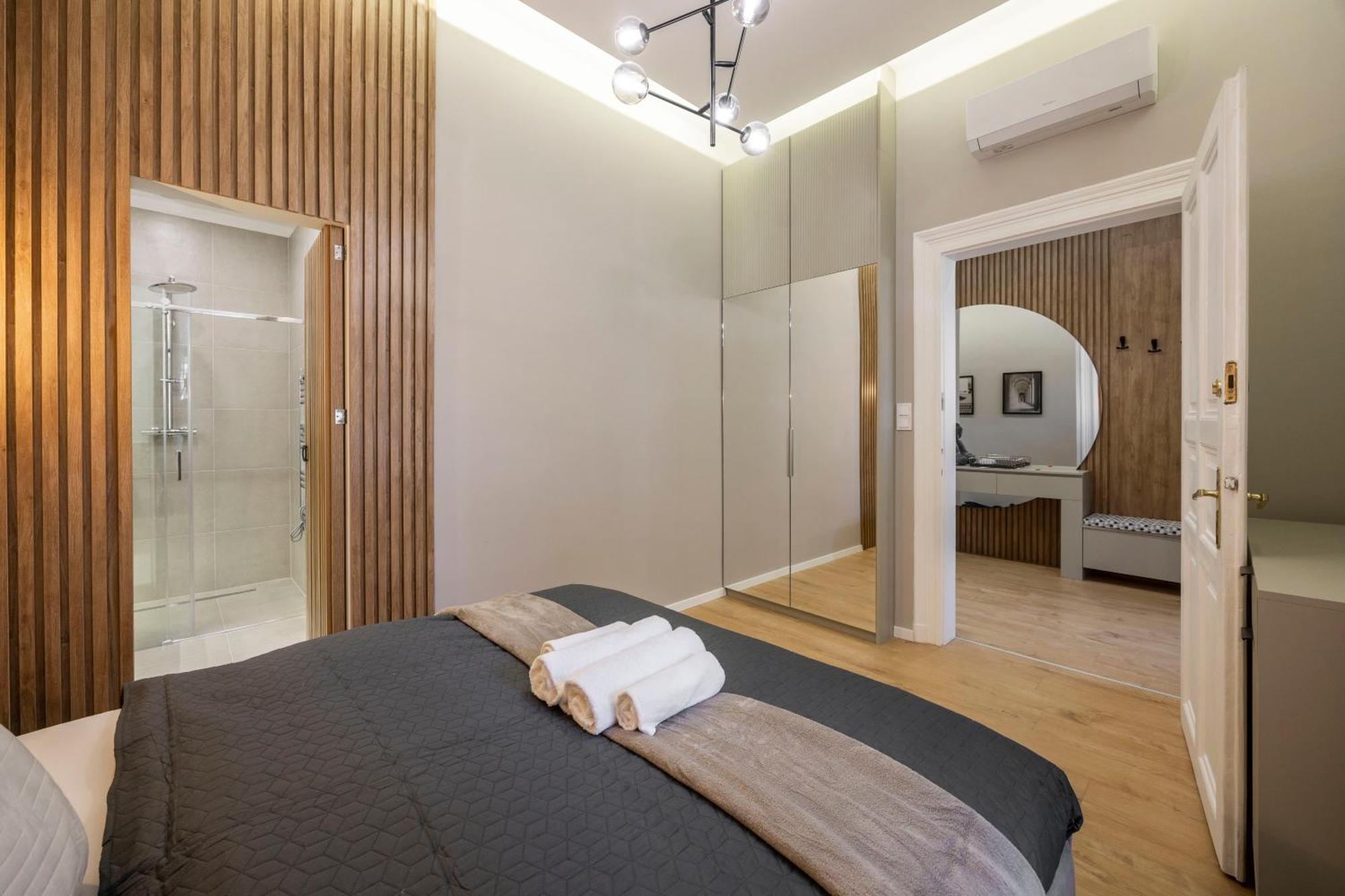 Exclusive N' Spacious Elizabeth Central Suite ブダペスト エクステリア 写真